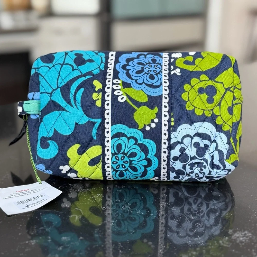Vera Bradley “Where’s Mickey” Quilted Cosmetic Case Bag Pouch NWT